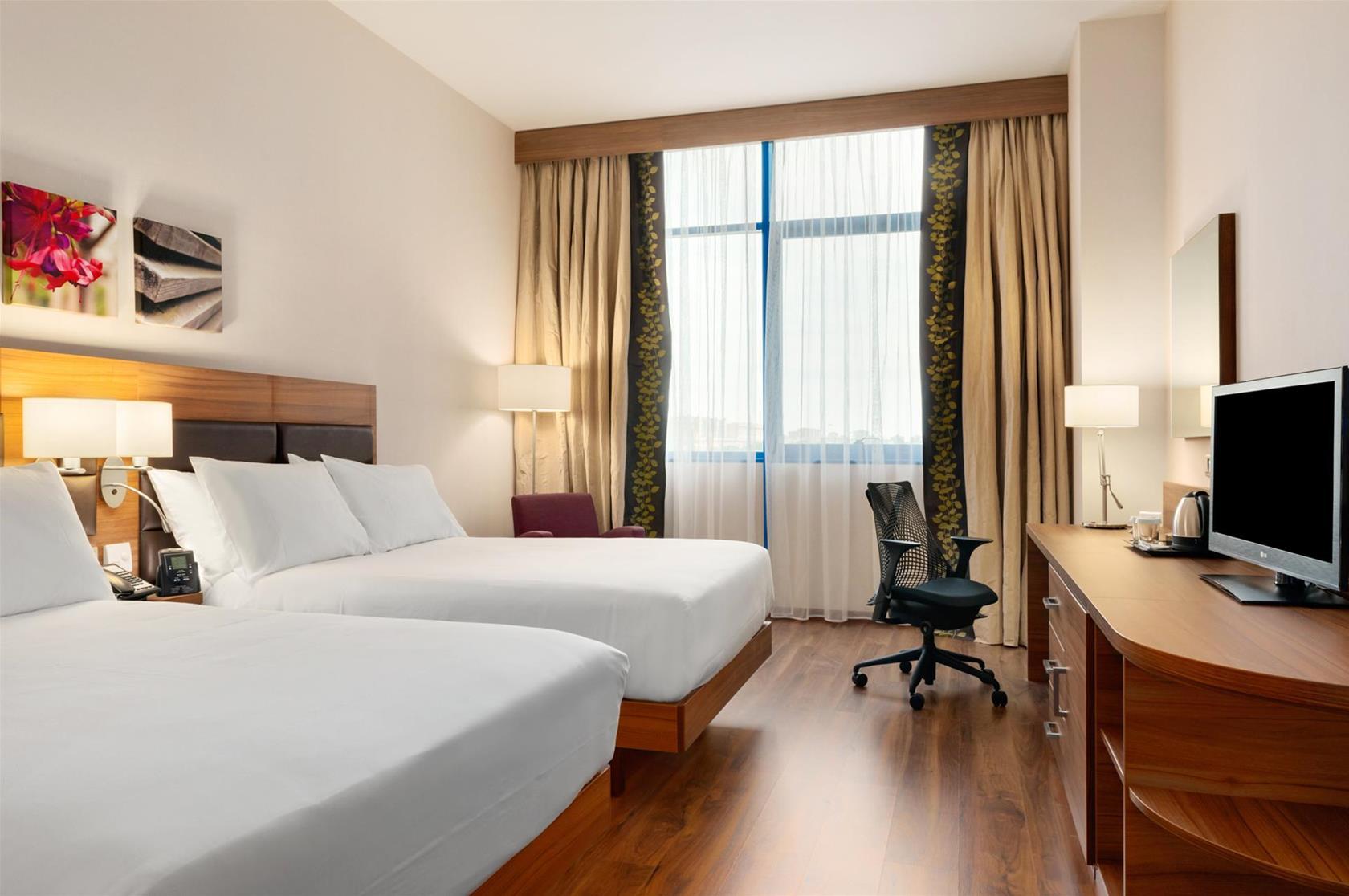 Hilton Garden Inn Málaga Exterior foto